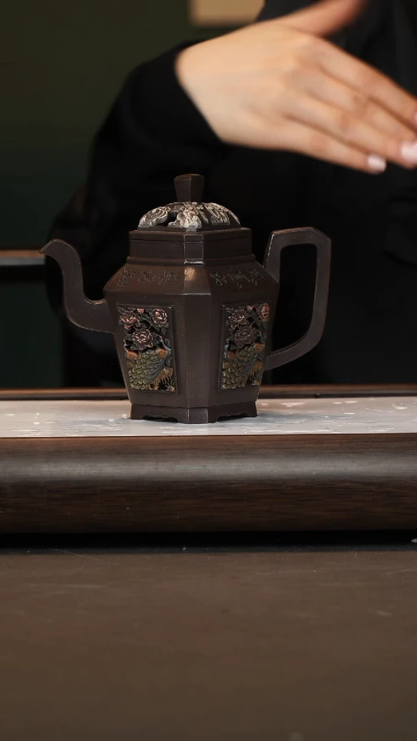 茶壶紫砂冯秀英/紫泥/龙凤呈祥/500c