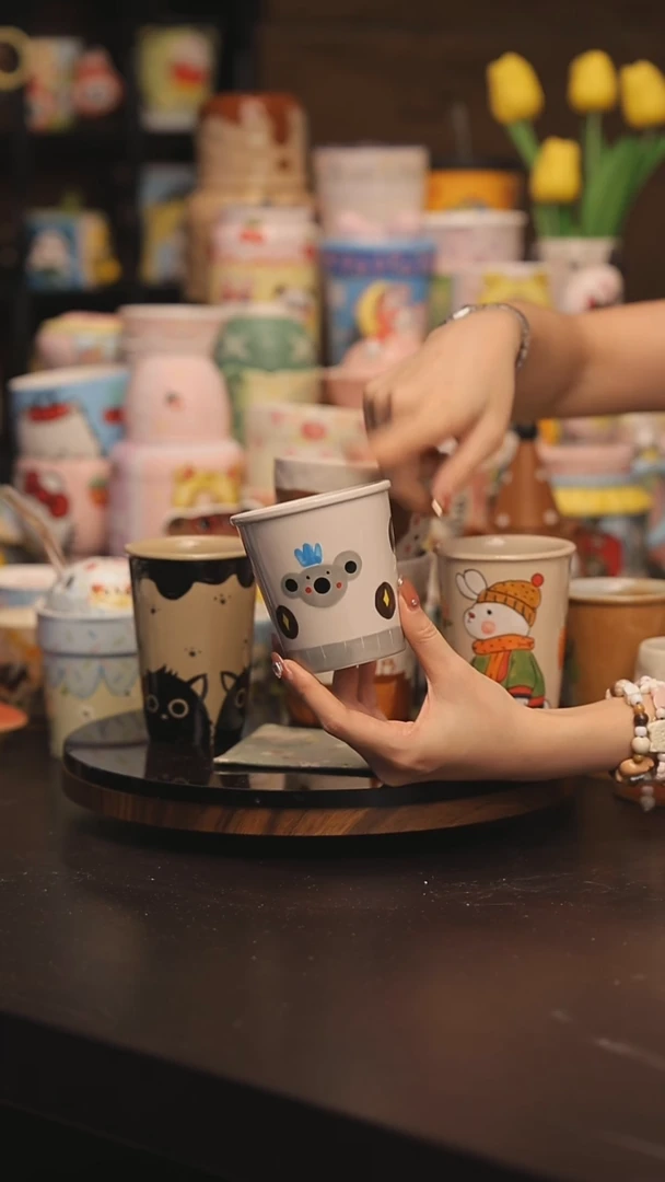 景德镇釉下彩绘设计师款式陶瓷