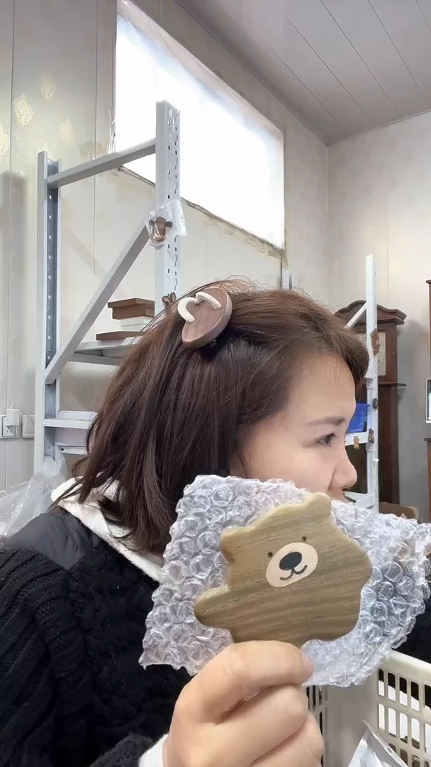 木小*&熊镜子坏了编号183