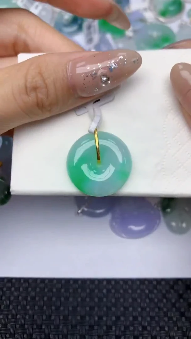 颈饰18K金镶嵌翡翠天然缅甸翡翠a货百元以上9元证书费自理