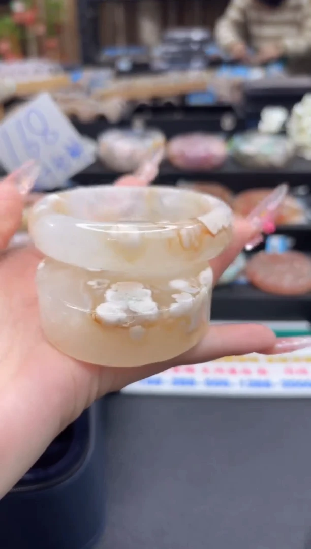 未镶嵌手镯石英质玉16(63圈赠送镯心)