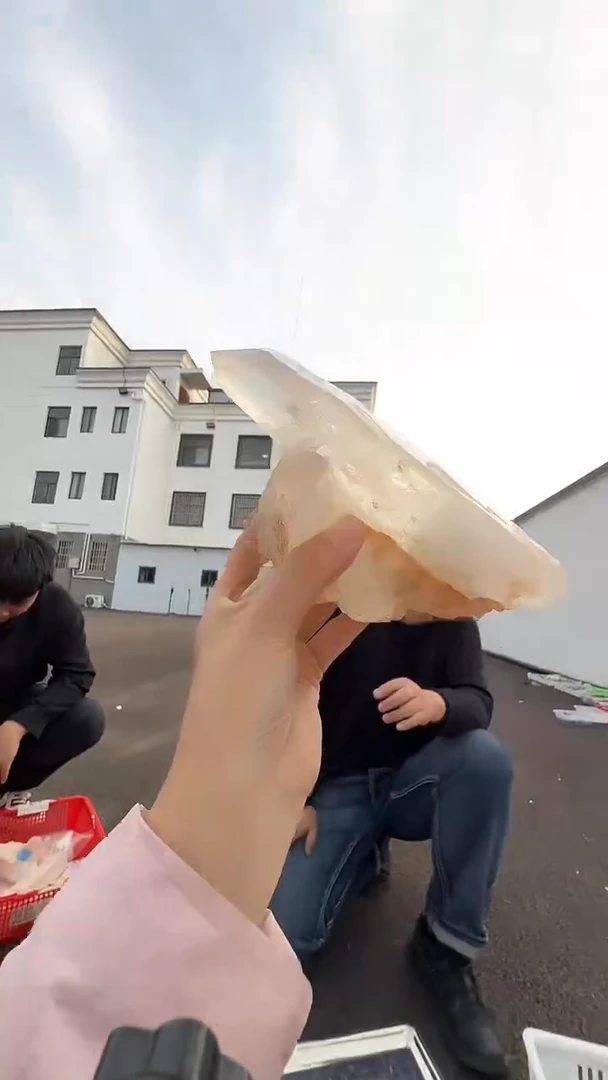 未镶嵌珠宝半成品水晶B024