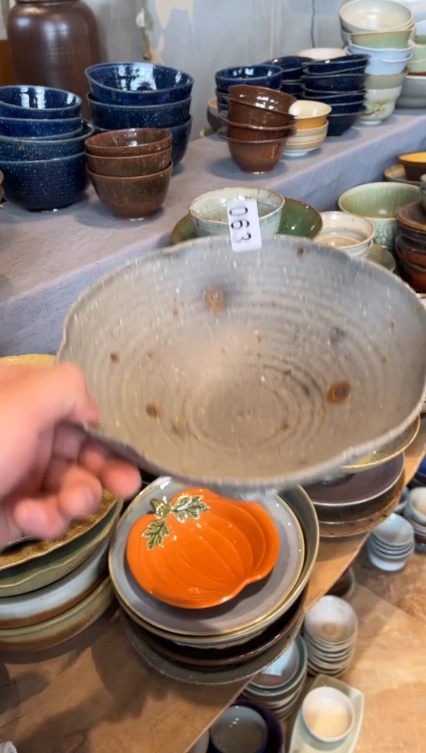 【闪购商品】瓷片63陶泥灰荷口斗笠碗