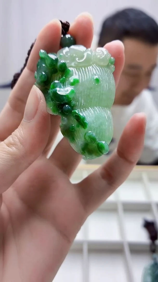 未镶嵌定制翡翠4898zm-毛货挂件74花生