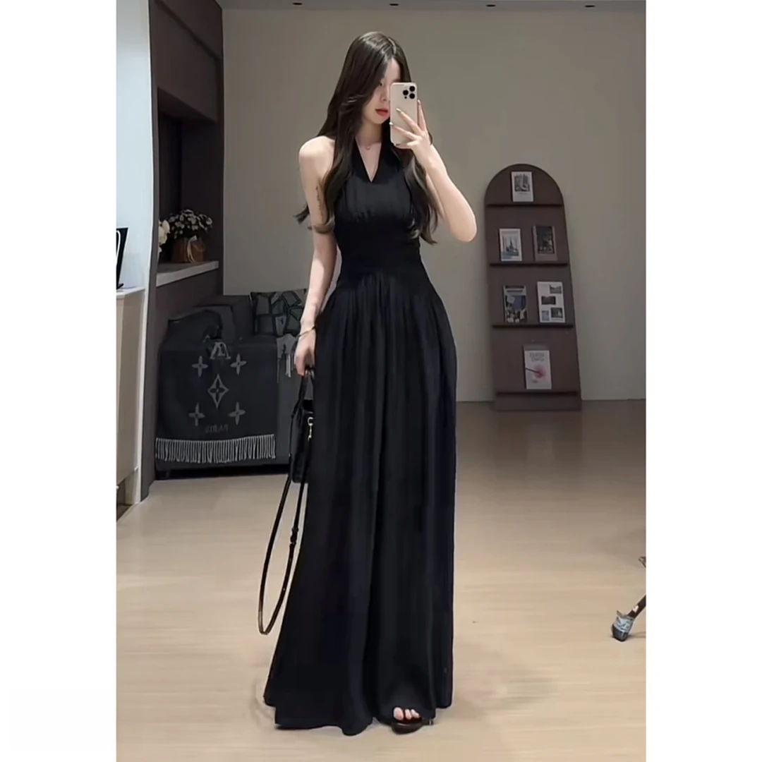 气质显瘦黑色连衣裙新款夏季时尚收腰小黑裙小众设计高级感穿搭