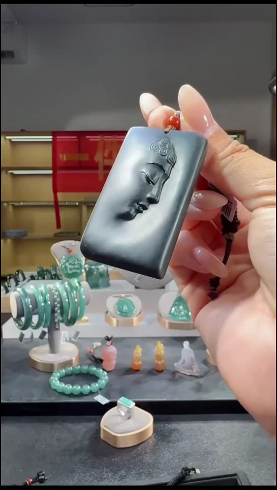 吊坠(不含链)未镶嵌翡翠佛观天下