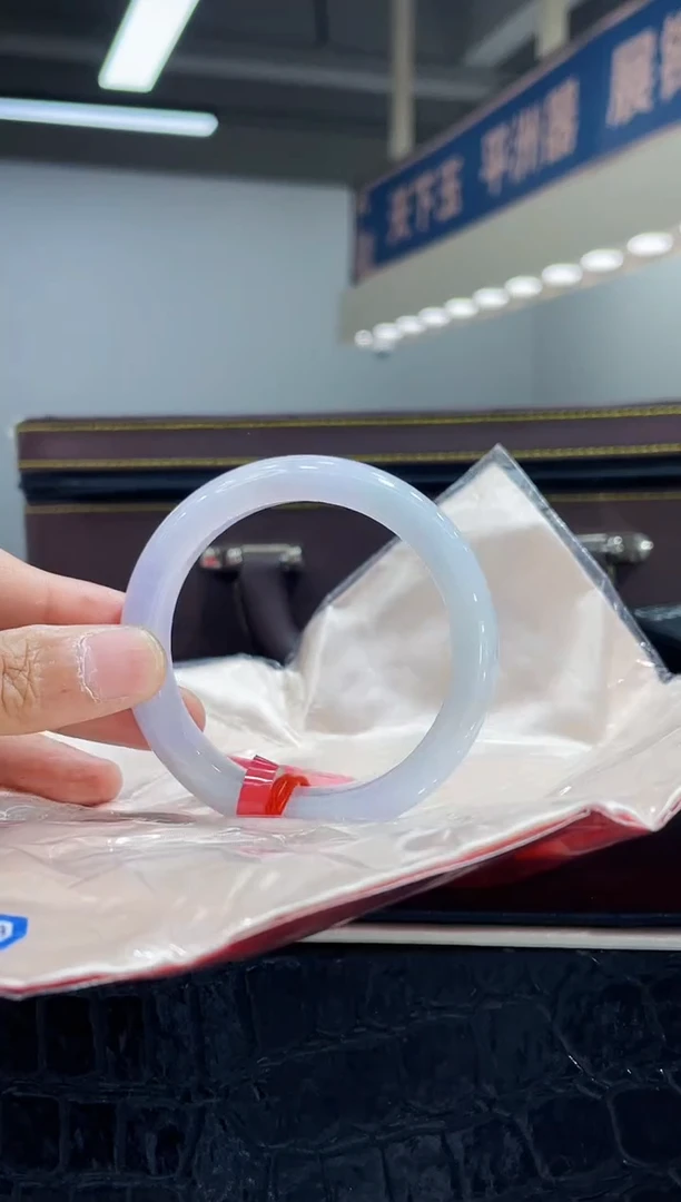 未镶嵌手镯翡翠15