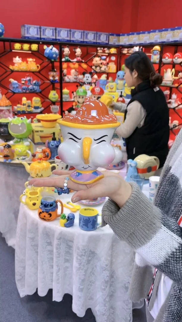 【闪购商品】1@@嘟嘟嘴阿奇陶瓷盖杯