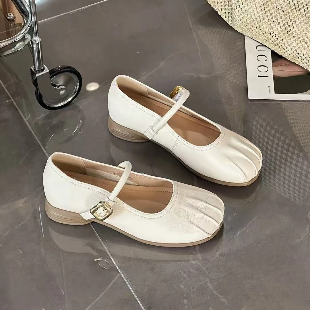 2025春夏新款褶皱单鞋复古搭扣浅口百搭舒适一字带皮鞋/dfd13818