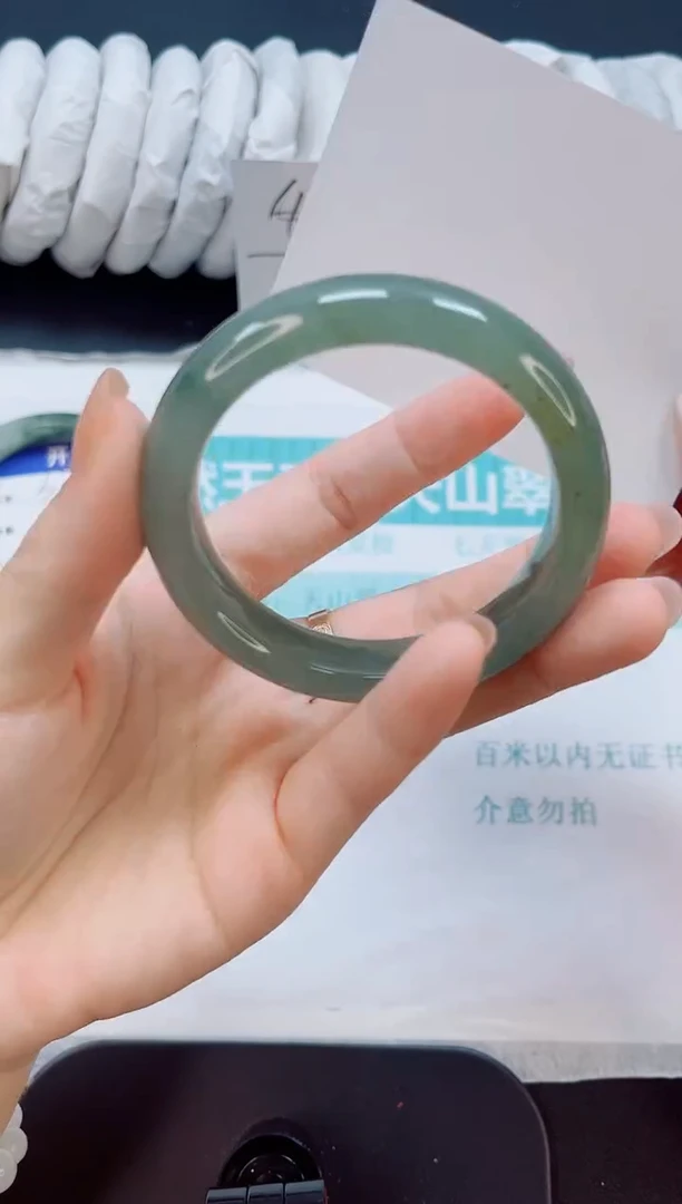石英质玉手镯未镶嵌58/54