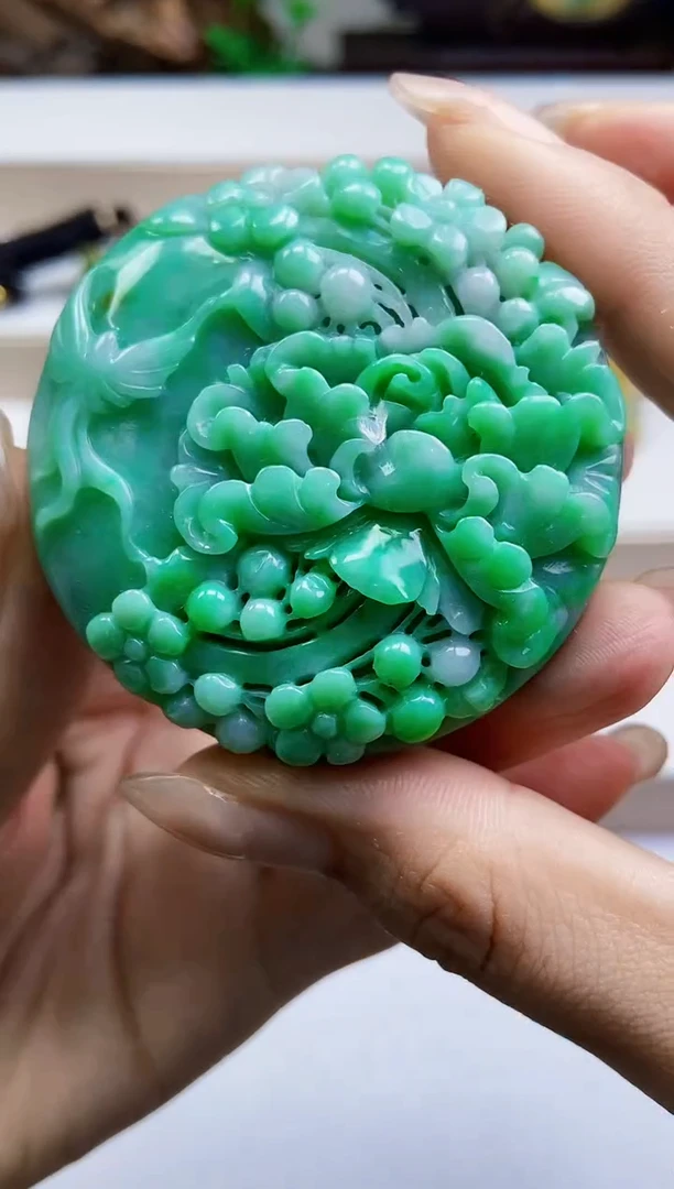 颈饰未镶嵌翡翠翡翠A货