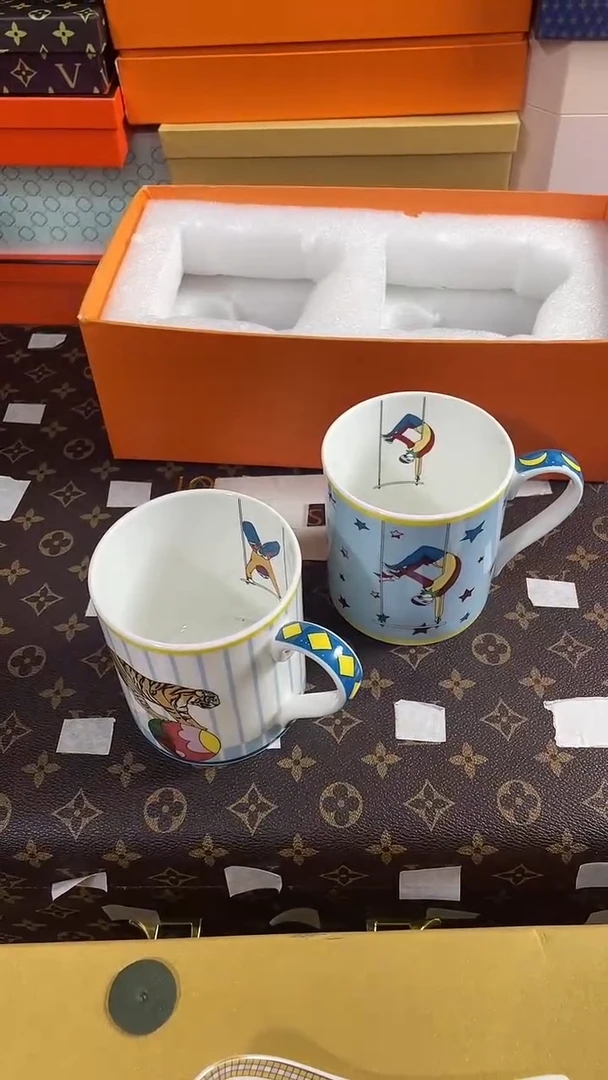 杯鸿辉家品牌瓷器，京东包邮！