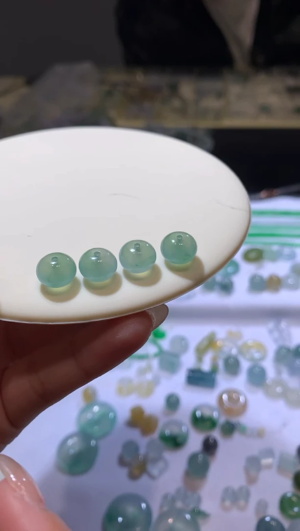 【闪购商品】定制翡翠未镶嵌多样性发货一件发货鼓珠2500+250