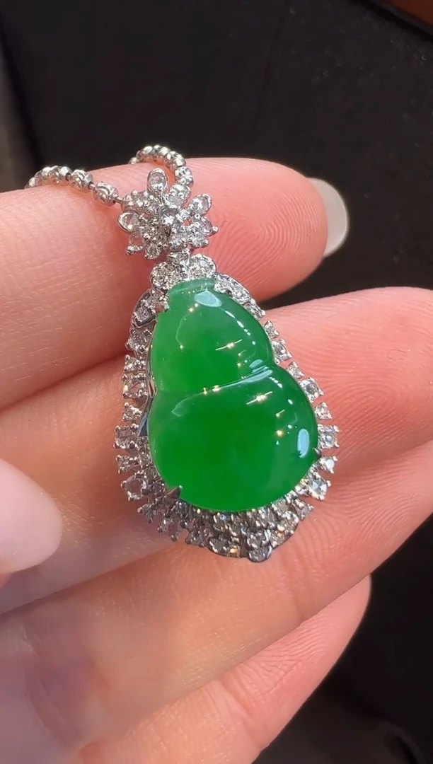 吊坠(不含链)18K金镶嵌翡翠AL6吊坠