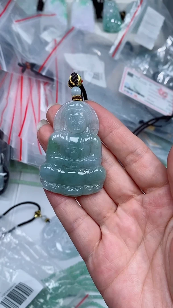 颈饰未镶嵌翡翠吊坠