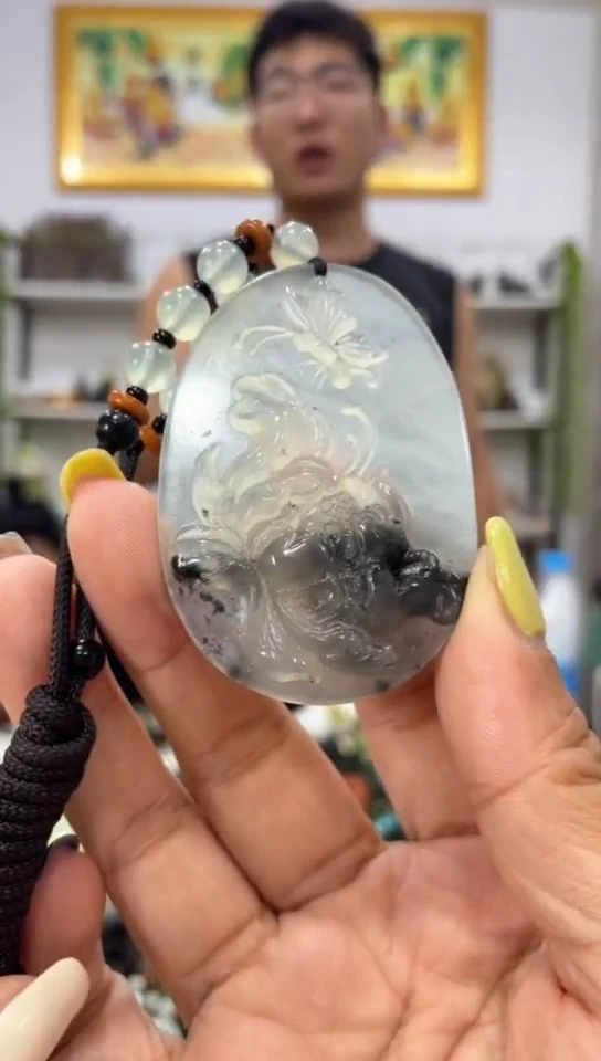 未镶嵌岫玉吊坠