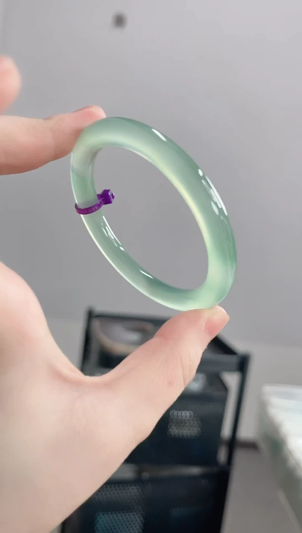 手镯玛瑙/玉髓未镶嵌59圈卡8