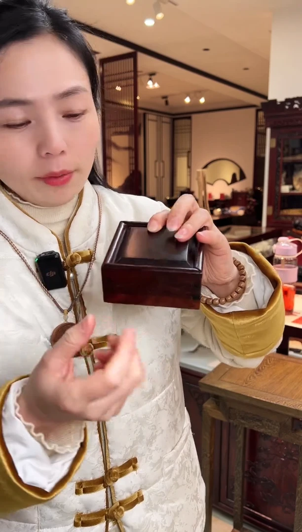 【闪购商品】小叶紫檀吊坠印度小叶紫檀小方盒