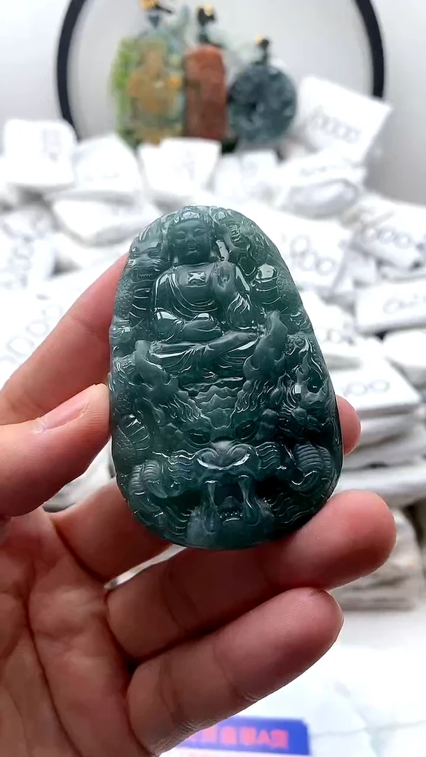 【闪购商品】翡翠颈饰未镶嵌阿弥陀佛