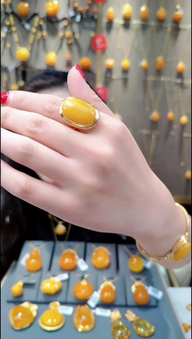【闪购商品】蜜蜡戒指银S925镀金镶嵌A306蜜蜡戒指