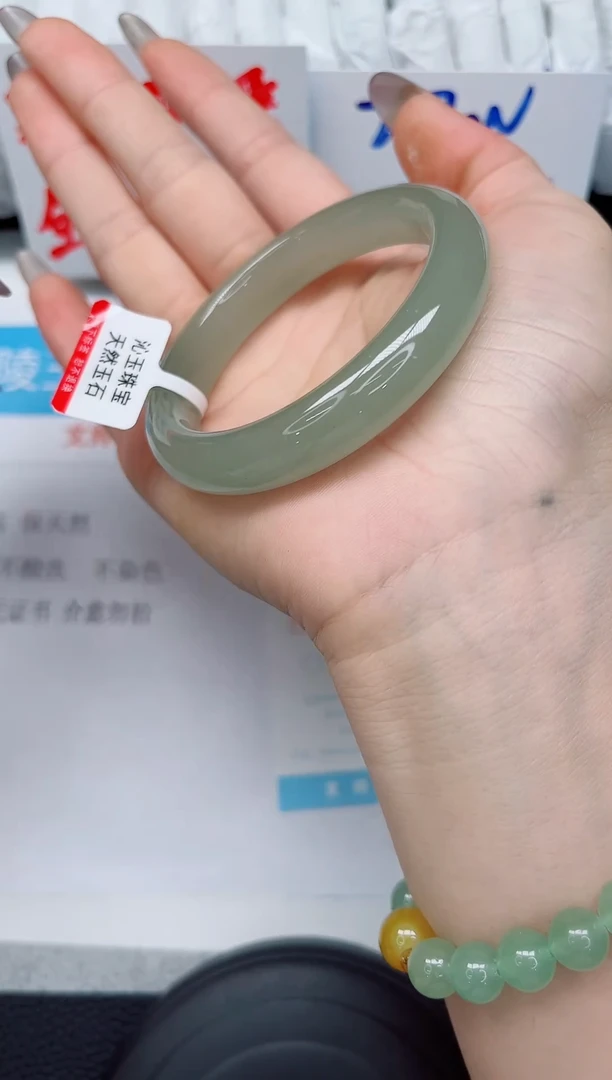 未镶嵌手镯石英质玉224-52.5