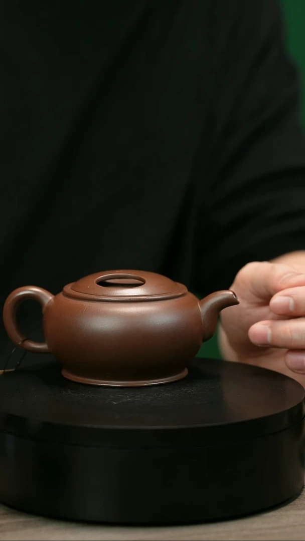 茶壶紫砂别*瑟H2163赵信军牛盖玉碗