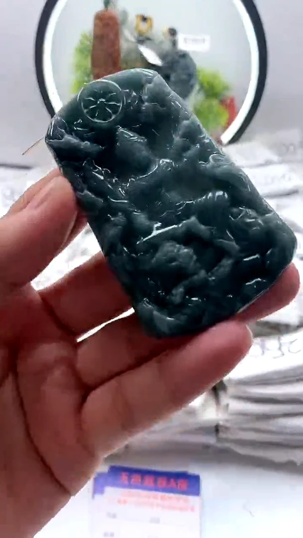 【闪购商品】翡翠颈饰未镶嵌文殊