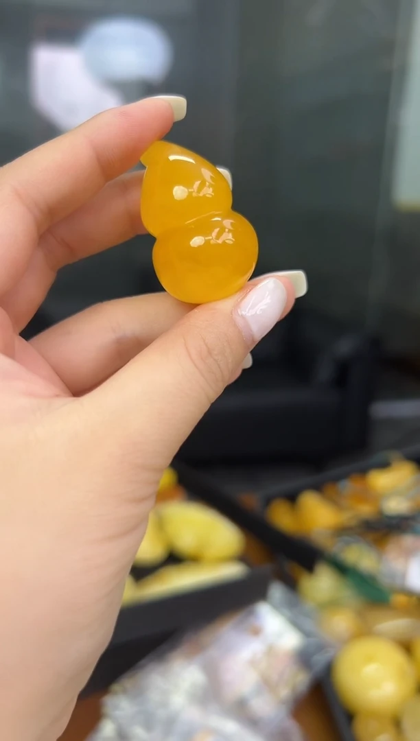 裸石琥珀未镶嵌琥珀蜜蜡吊坠