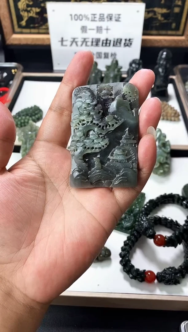 颈饰未镶嵌和田玉1