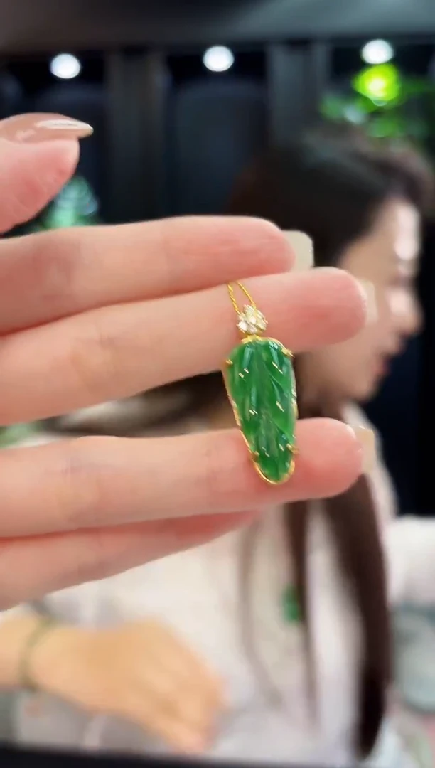 吊坠(不含链)未镶嵌翡翠 缅料A货/支持复检/一件