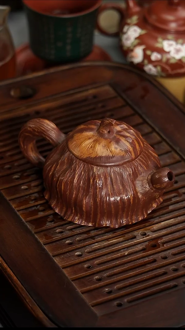茶壶紫砂宜兴紫砂绞泥莲蓬200毫升