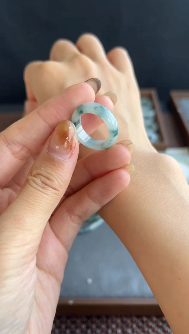 翡翠未镶嵌吊坠(不含链)409号买断 13