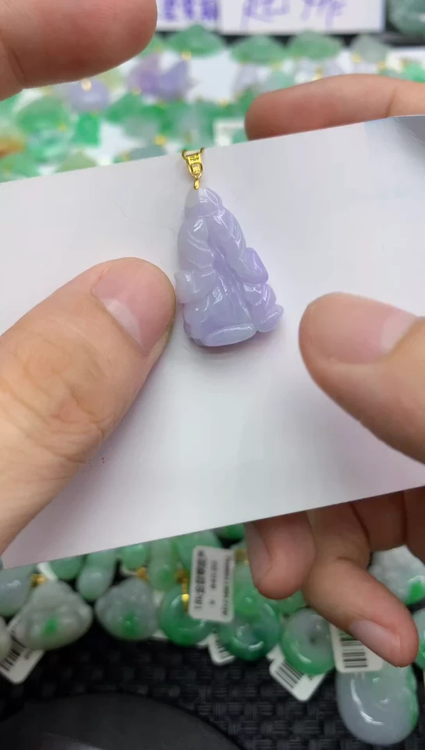 翡翠18K金镶嵌颈饰11111111111