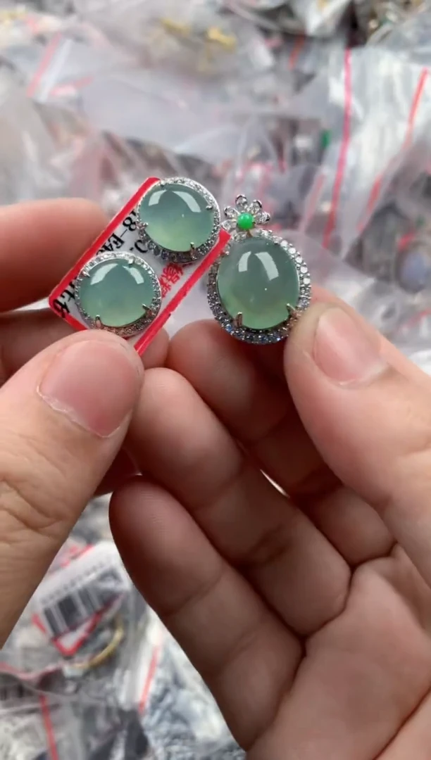 银S925镶嵌戒指翡翠666     1