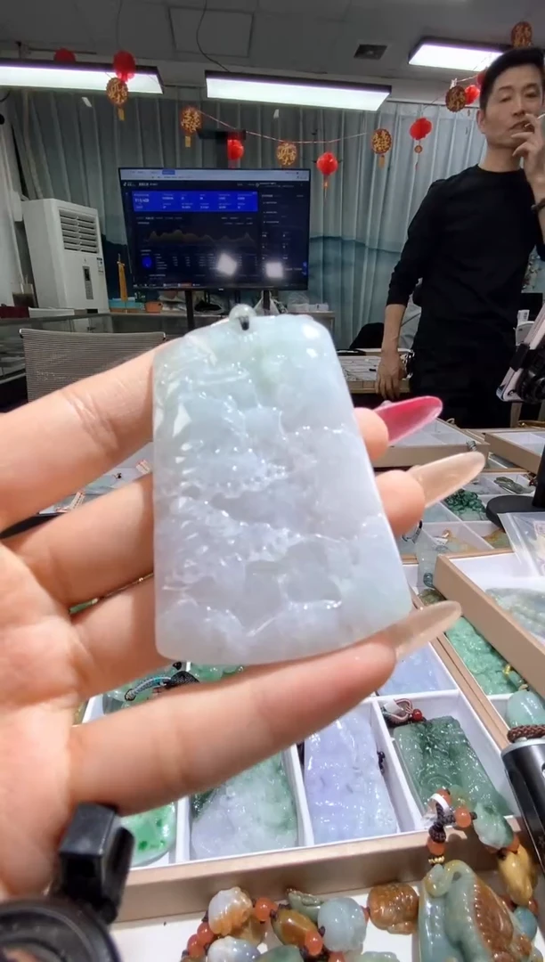 【闪购商品】翡翠颈饰未镶嵌天然缅甸翡翠A货未镶嵌