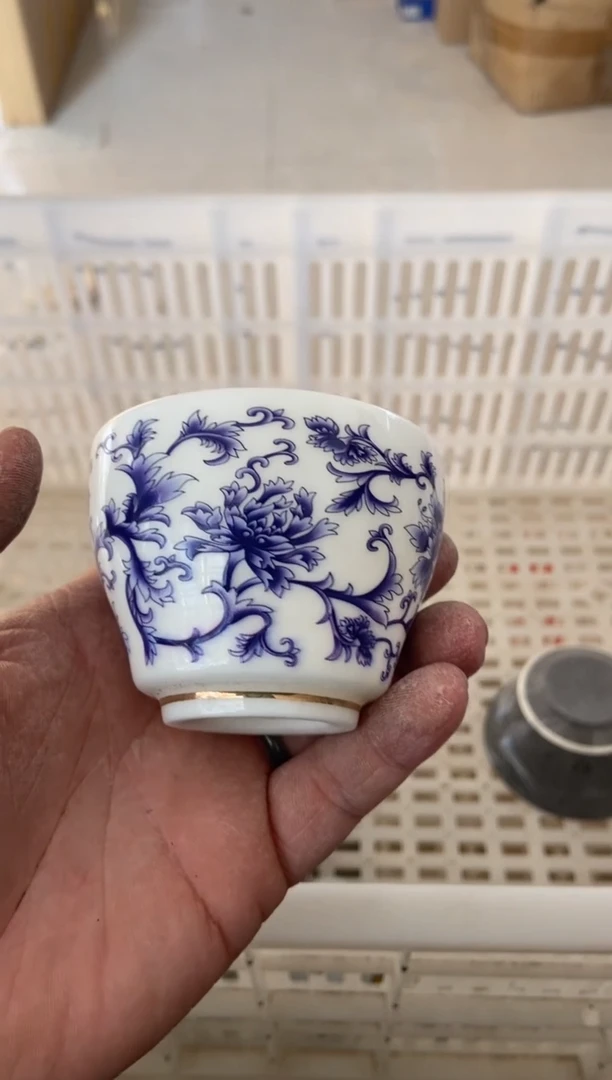 杯无运费险有瑕疵的摄影的产品有使用过的痕迹有点脏介意勿拍杯