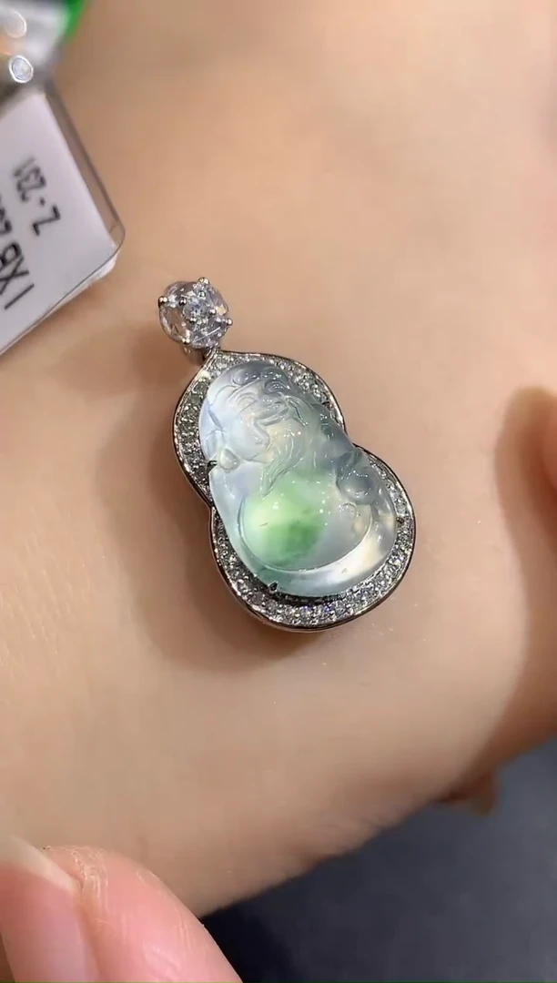 颈饰18K金镶嵌翡翠87-吊坠