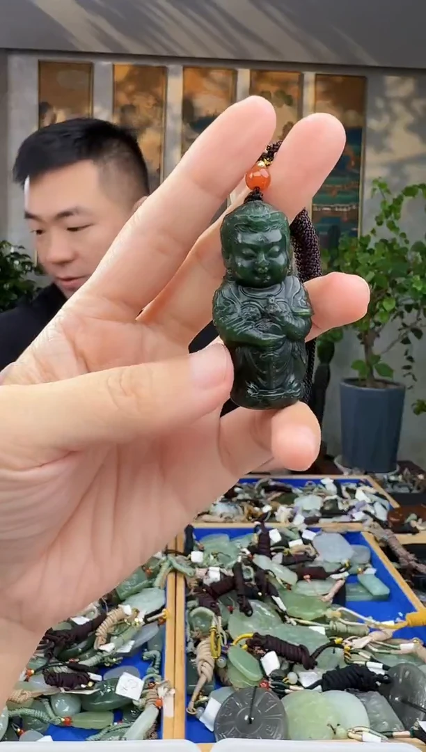 未镶嵌和田玉挂件拍一发一