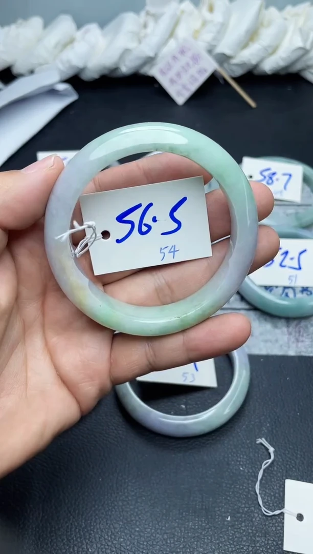 未镶嵌手镯翡翠54