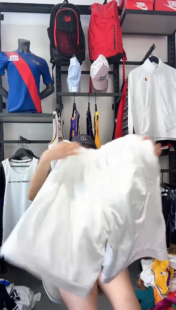 166·编码  耐克卫衣瑕疵修复以直播间过款为准 尺码·3XL