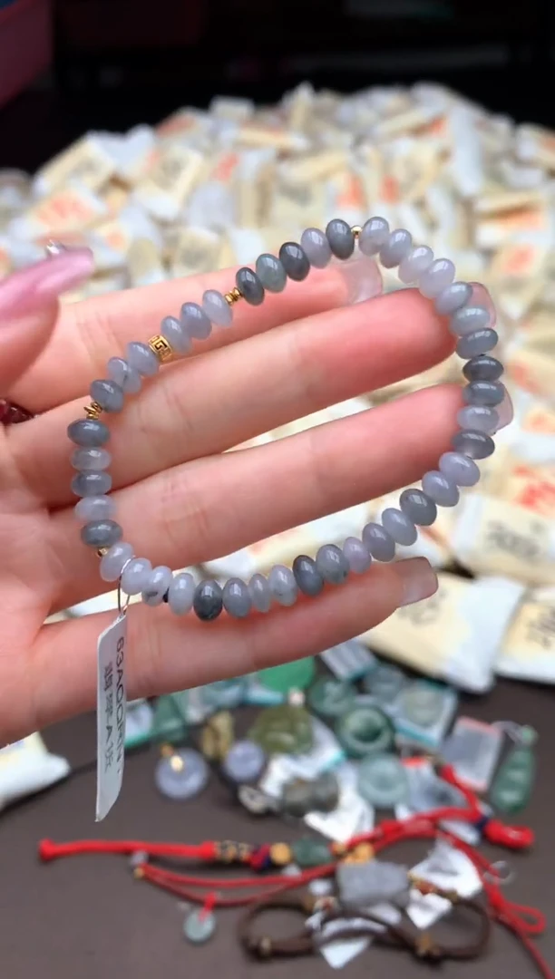 【闪购商品】翡翠挂件未镶嵌—