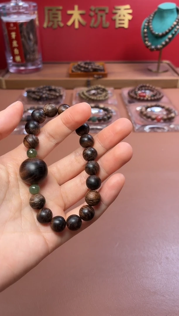 沉香手串沉水富森红土瘿子瘤疤10配芽庄瘿子瘤疤白棋18顶珠单圈