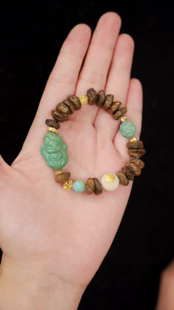 18K金镶嵌绿松石手链手串