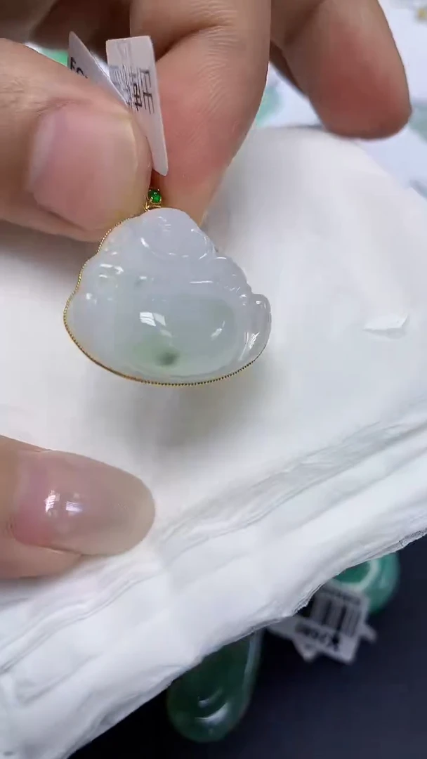 翡翠18K金镶嵌颈饰天然缅甸翡翠A货