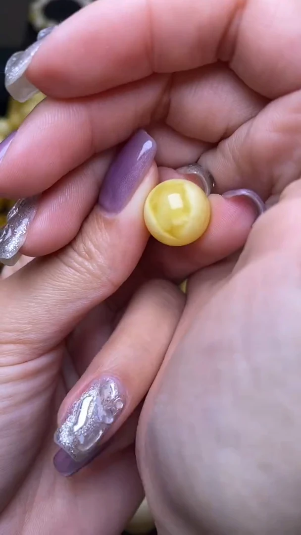 【闪购商品】琥珀裸石未镶嵌葵. 59