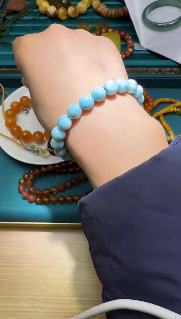 未镶嵌针钠钙石（海纹石）手链多样性发一件 646