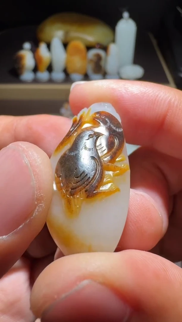 未镶嵌和田玉挂件和田玉