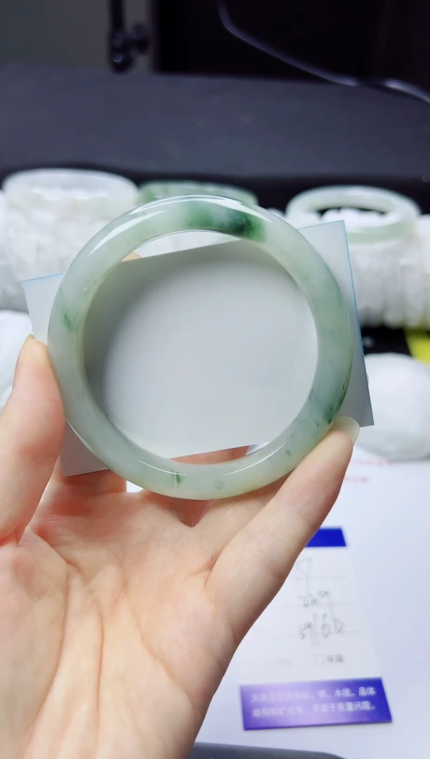 未镶嵌手镯石英质玉17-59/60