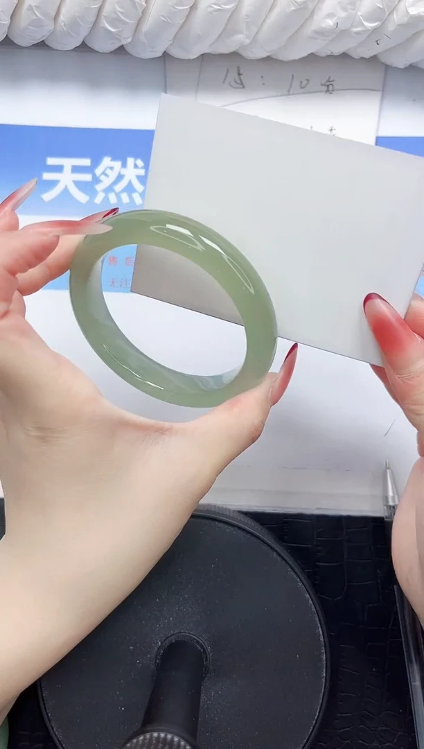 石英质玉手镯未镶嵌12-60