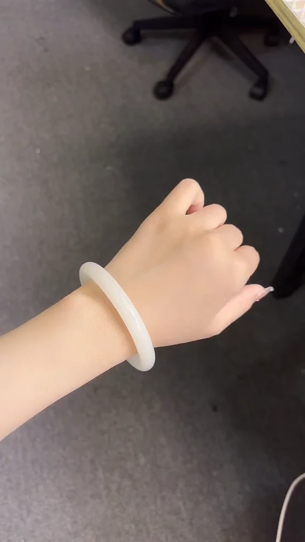 和田玉手镯未镶嵌53-4-61